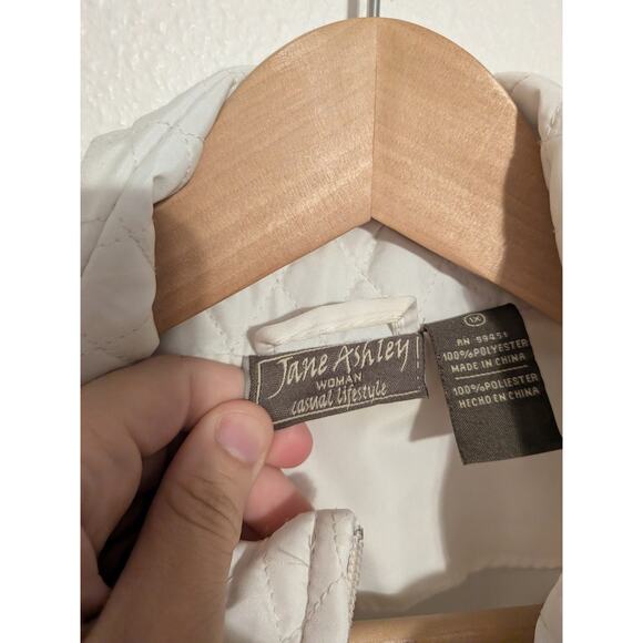 Jane Ashley white quilted jacket size 1X - Picture 2 of 7